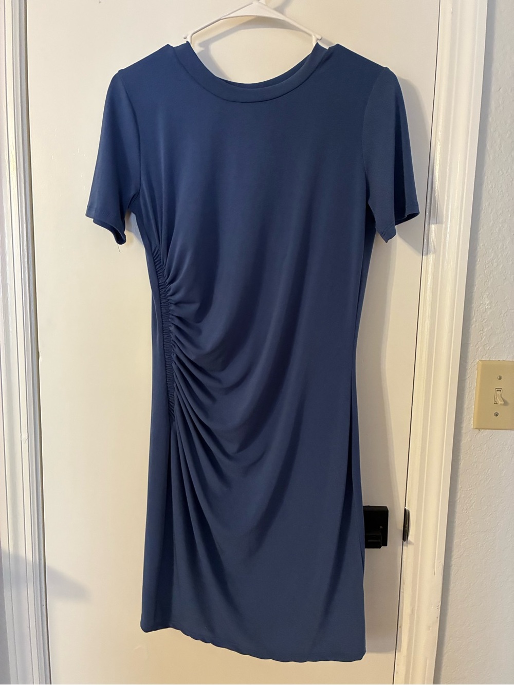 Cherish Navy Side-Ruched Short Sleeve Midi Dress